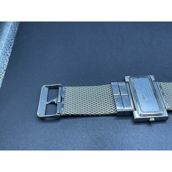 Vintage Anya Ltd. Watch Silver Tone G2249 Rectangular Face Mesh Strap - Picture 5 of 10